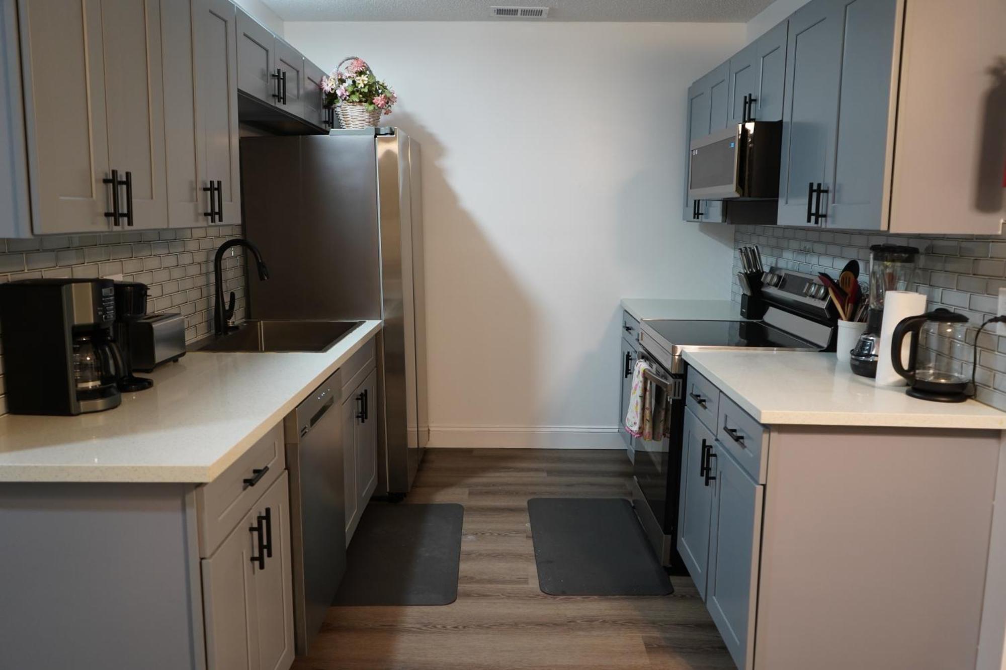 Holiday home Stylish 4br Prime Location Close To All!