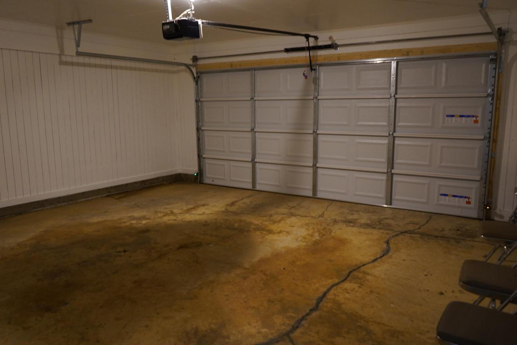 Stylish 4br Prime Location Close To All! Holiday home