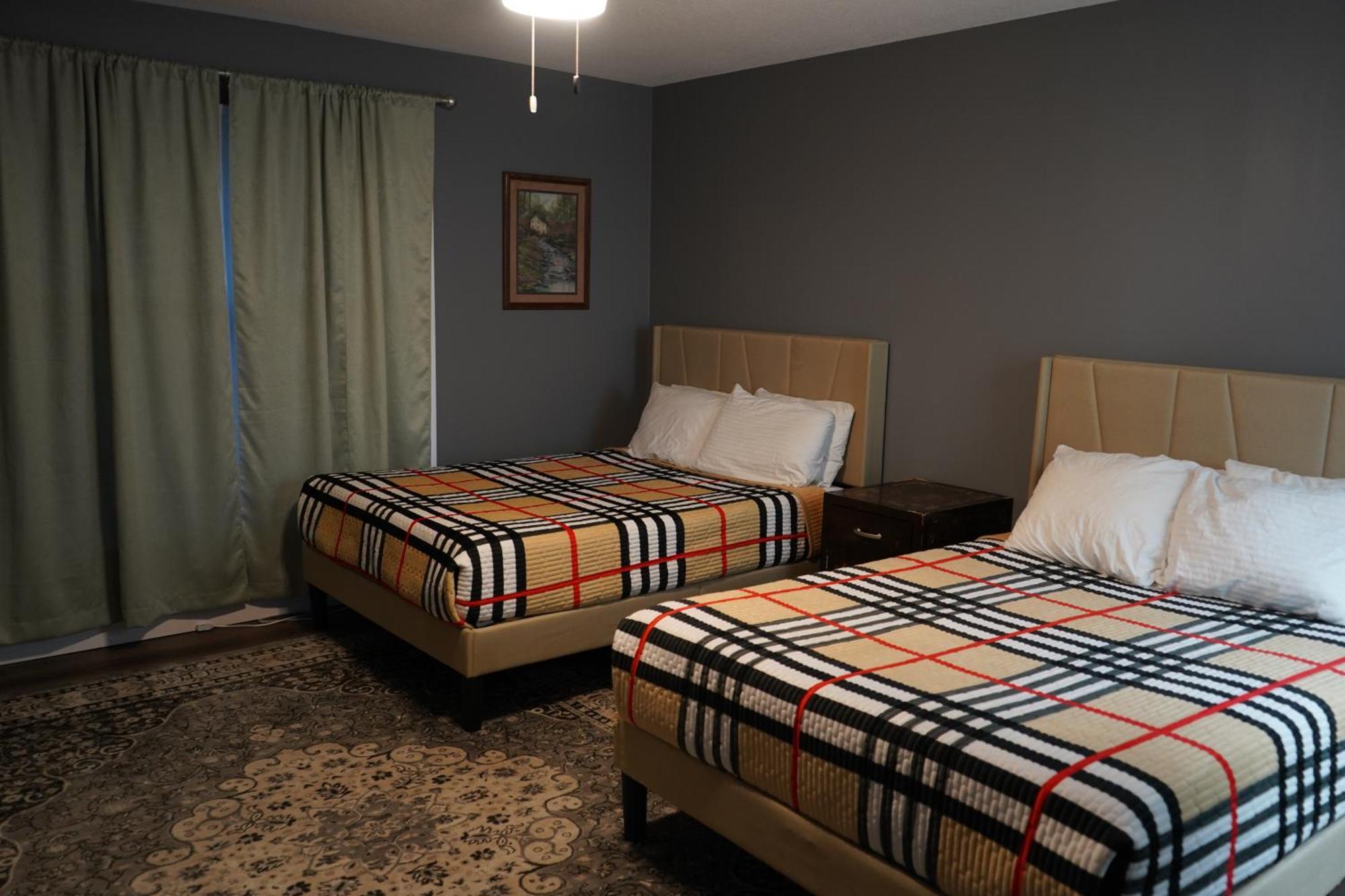 Holiday home Stylish 4br Prime Location Close To All! Memphis