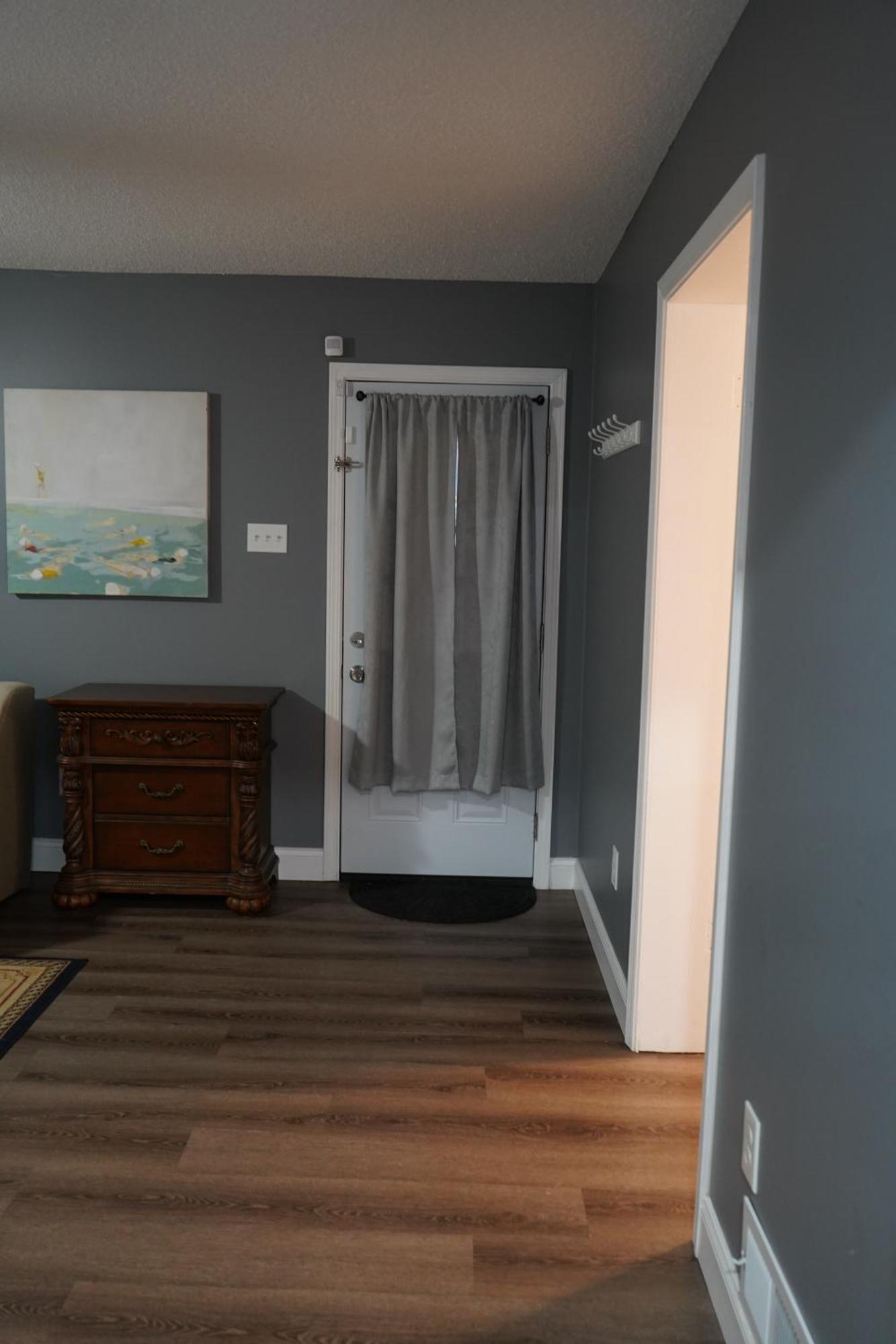 Stylish 4br Prime Location Close To All! Memphis