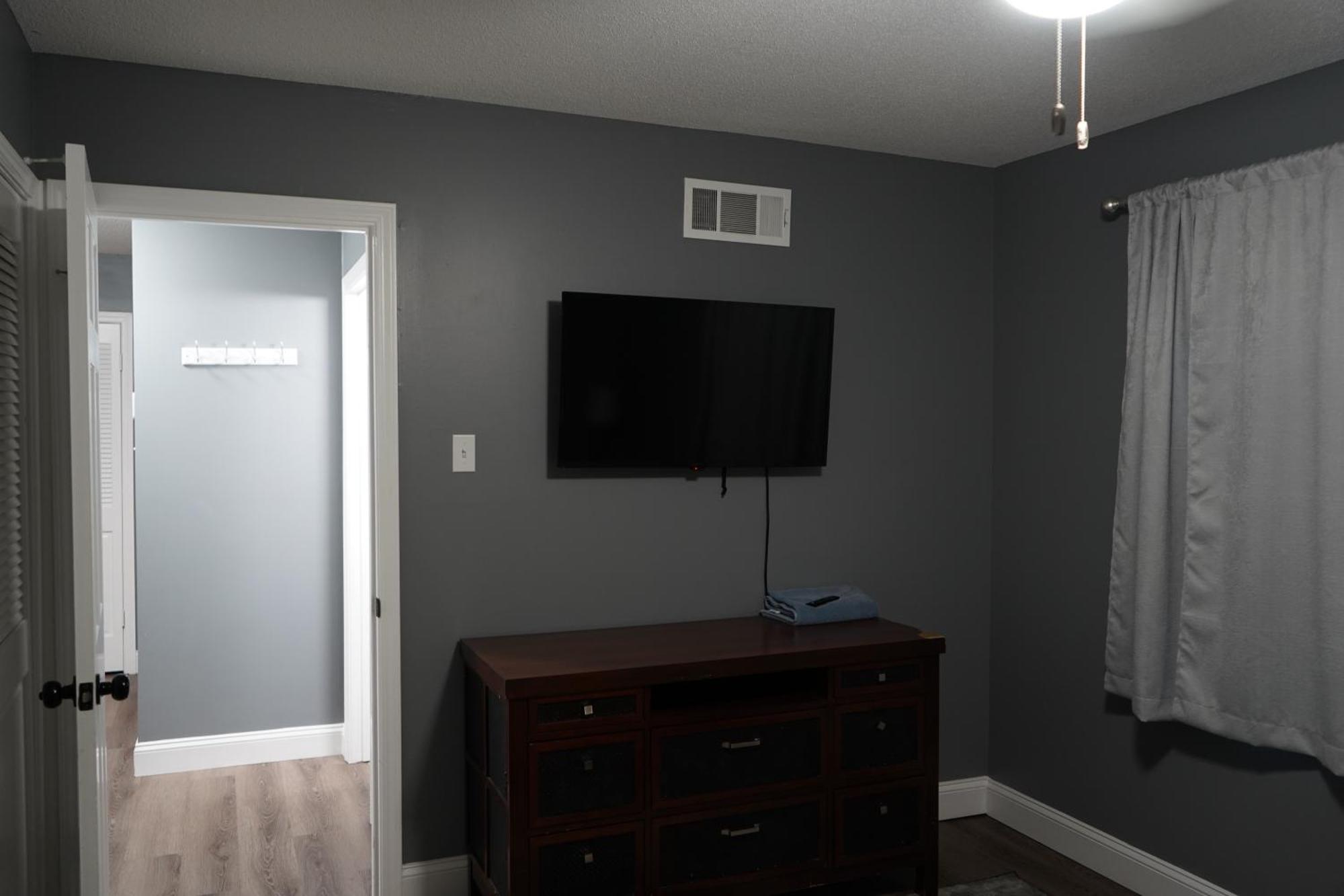 Holiday home Stylish 4br Prime Location Close To All! Memphis